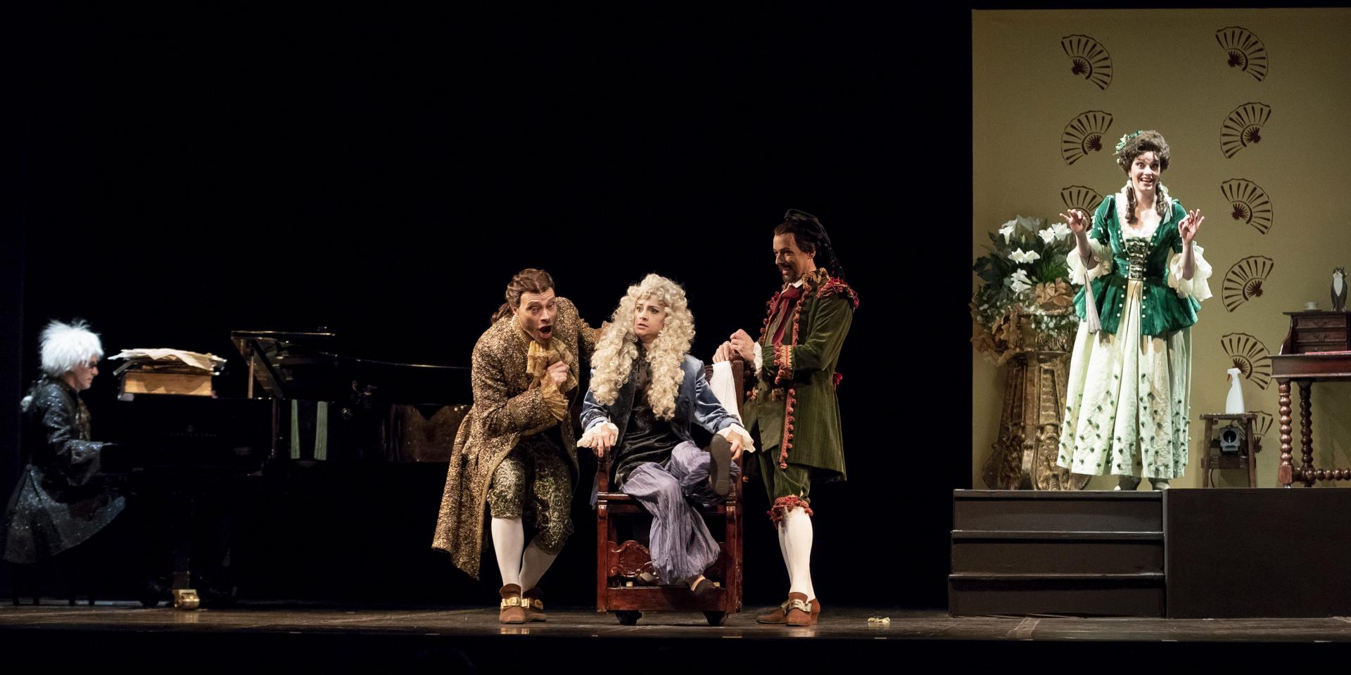 A stage photo of Il barbiere di Siviglia (phEdoardo Piva)