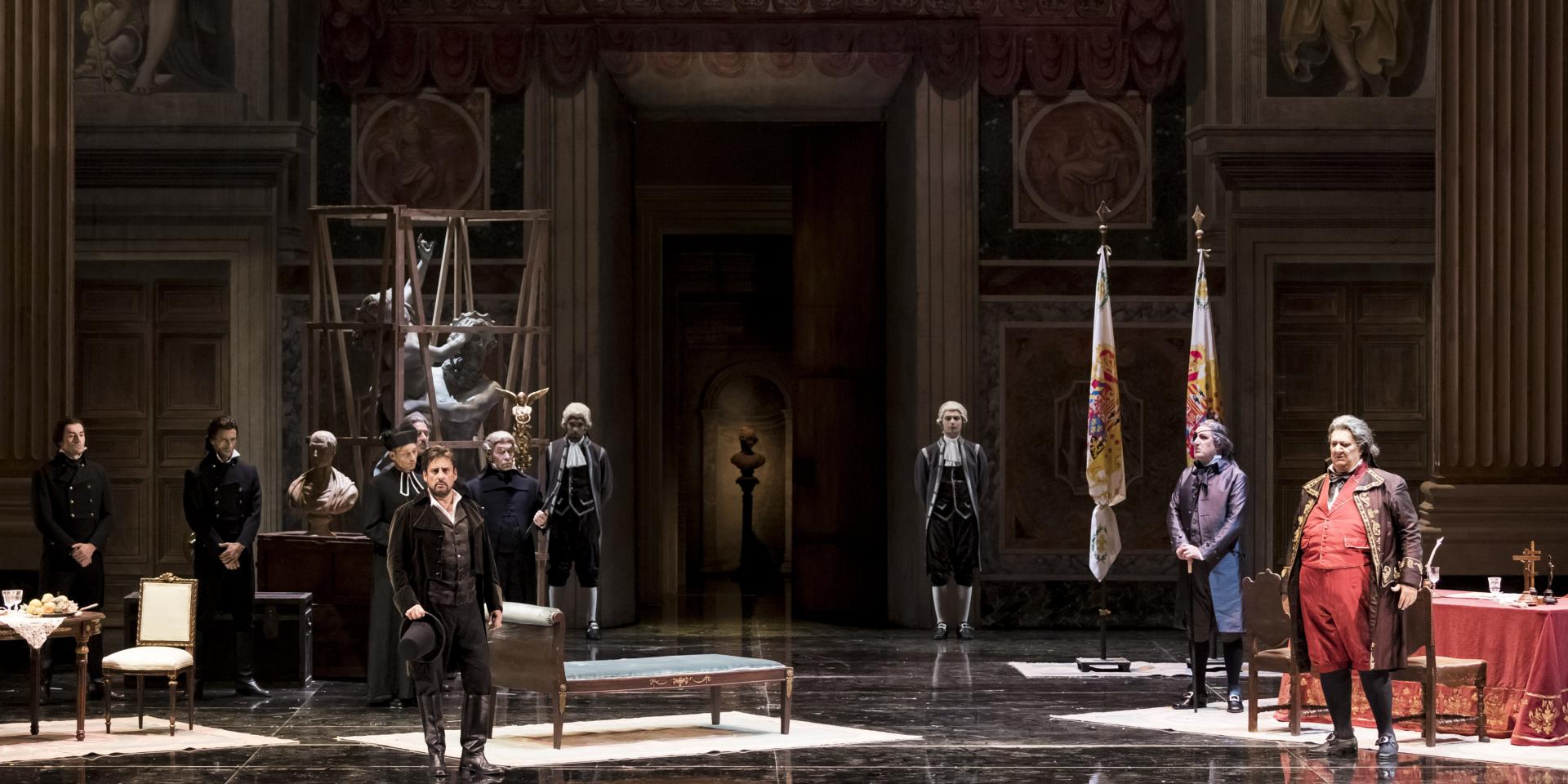 Marcelo Álvarez (Mario Cavaradossi) and Ambrogio Maestri (Vitellio Scarpia) in Tosca (foto Edoardo Piva)