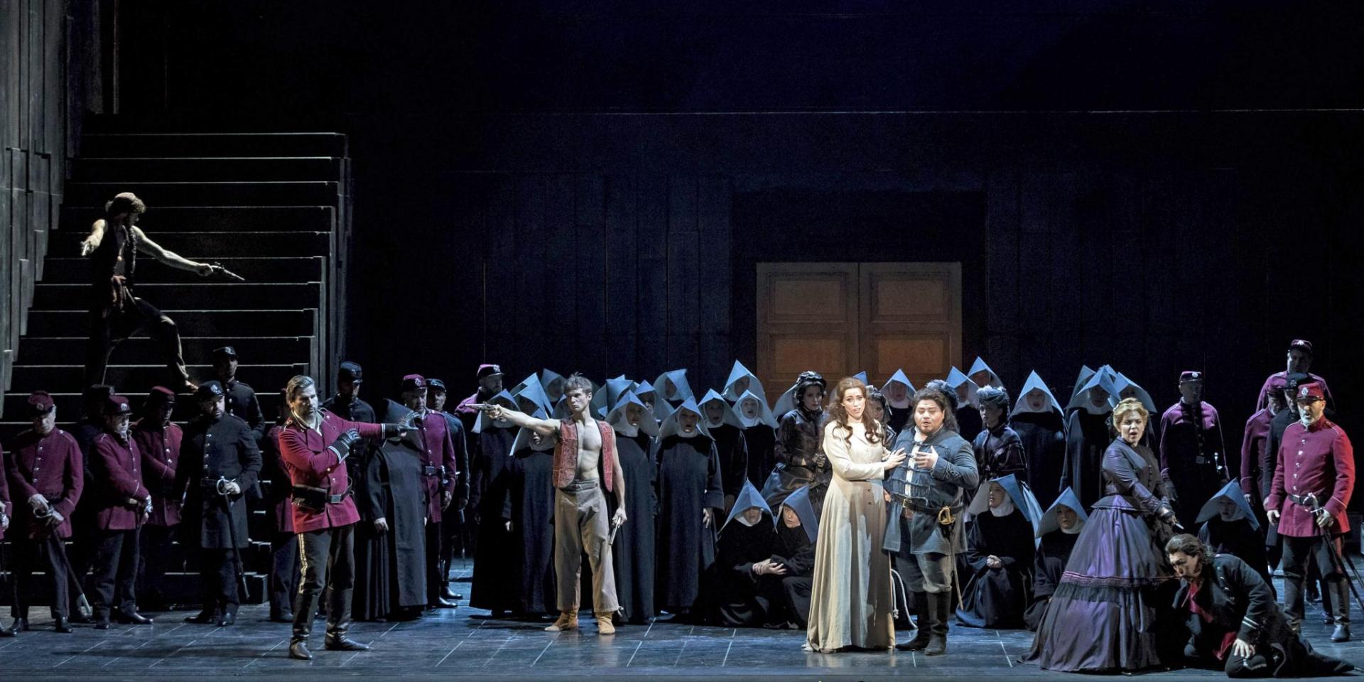 Massimo Cavalletti (Il conte di Luna), Rachel Willis-Sørensen (Leonora), Diego Torre (Manrico), Ashley Milanese (Ines), In-Sung Sim (Ferrando) e il Coro del Teatro Regio