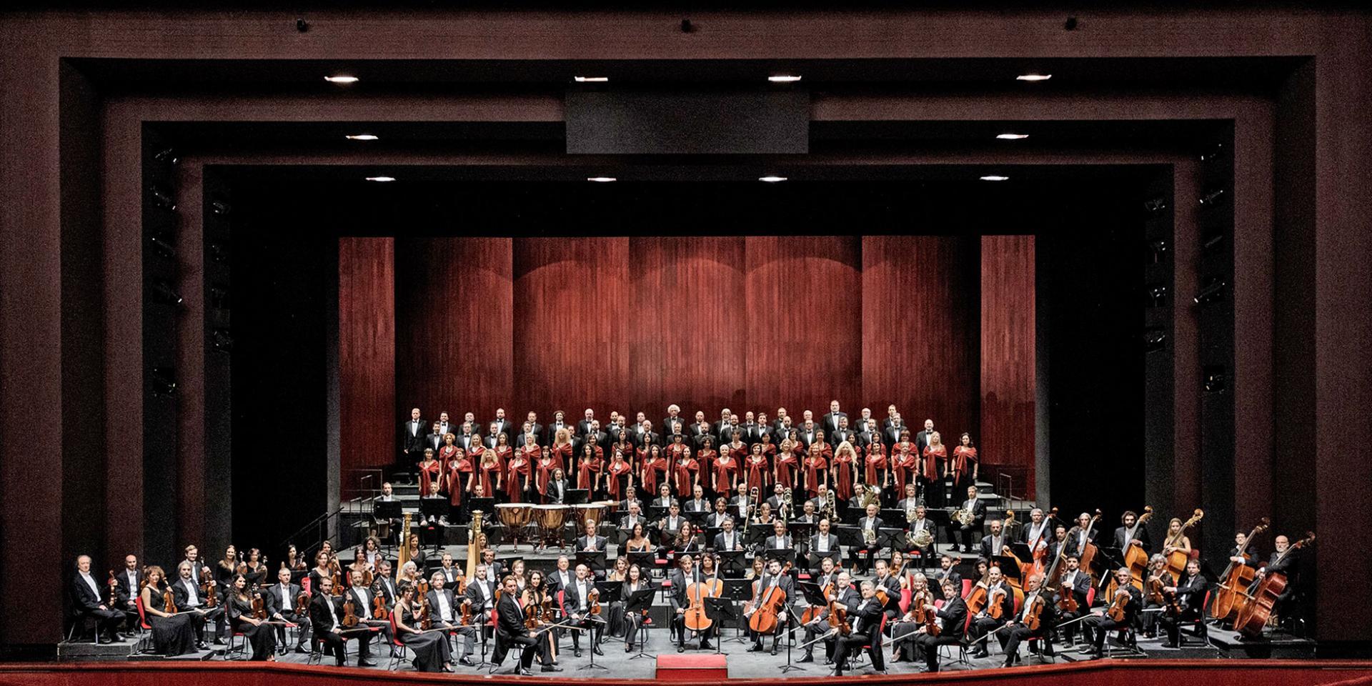 Orchestra and Chorus Teatro Regio Torino (ph Edoardo Piva © Teatro Regio Torino) Orchestra and Chorus Teatro Regio Torino (ph Edoardo Piva © Teatro Regio Torino)