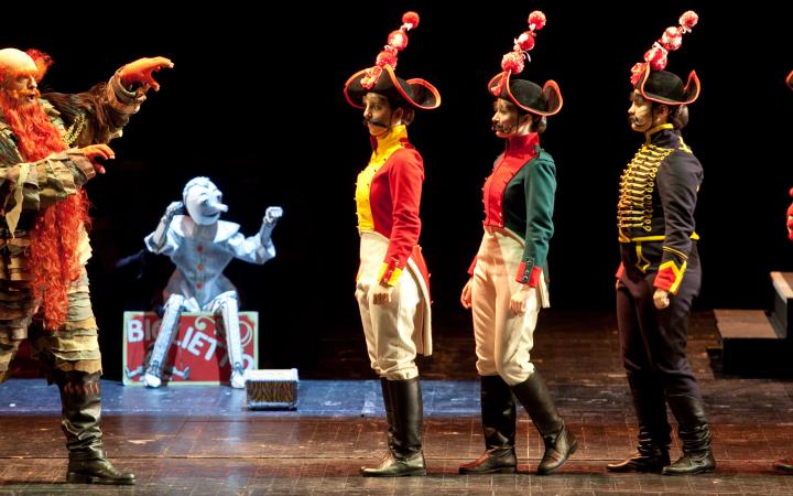 Una foto di scena di Pinocchio (foto Ramella&Giannese)
