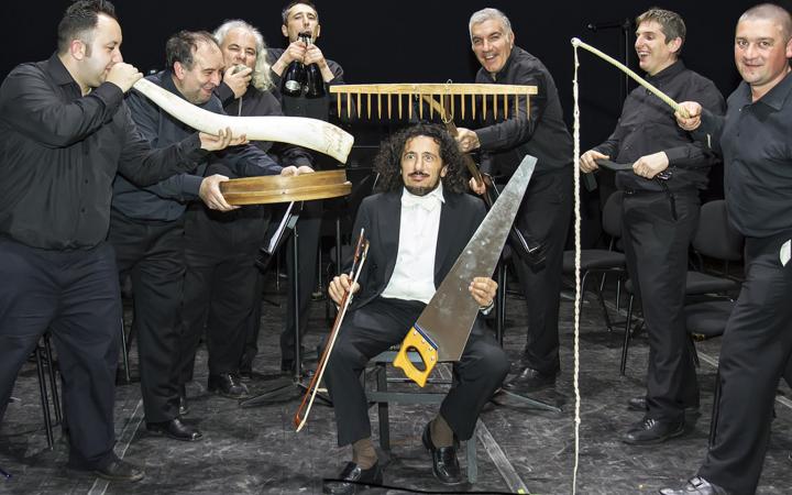 Ranieri Paluselli (percussionista solista) e I Musicanti di Riva presso Chieri: Pasquale Campera, Valerio Chiarovelli, Pierluigi Franceschi, Enrico Frezzato, Gabriele Gariglio, Gabriele Savio, Roberto Vernero (foto di Alberto Ferrero)
