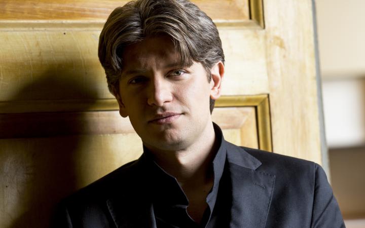 Daniele Rustioni (foto Davide Cerati)