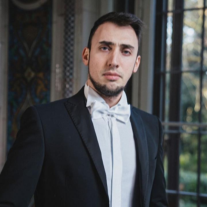 Adriano Gramigni Adriano Gramigni
