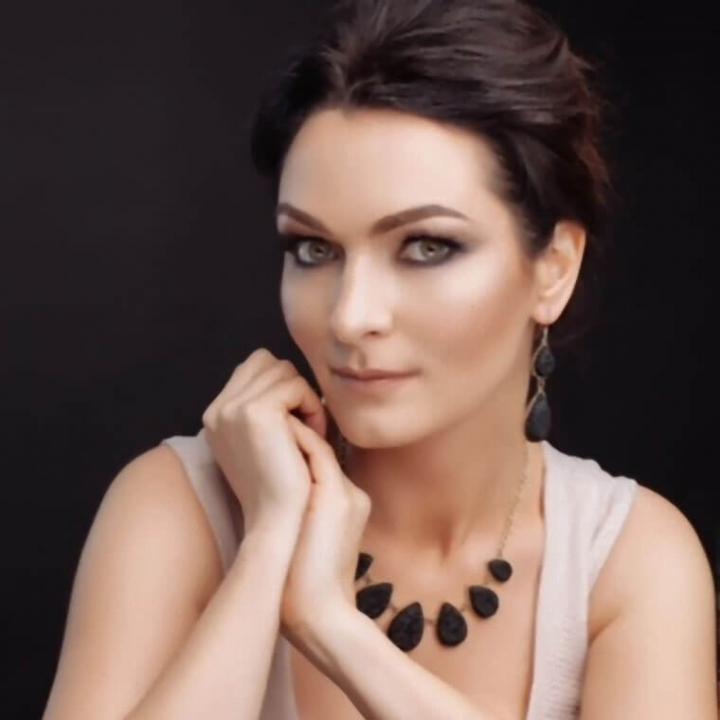Yulia Tkachenko Yulia Tkachenko