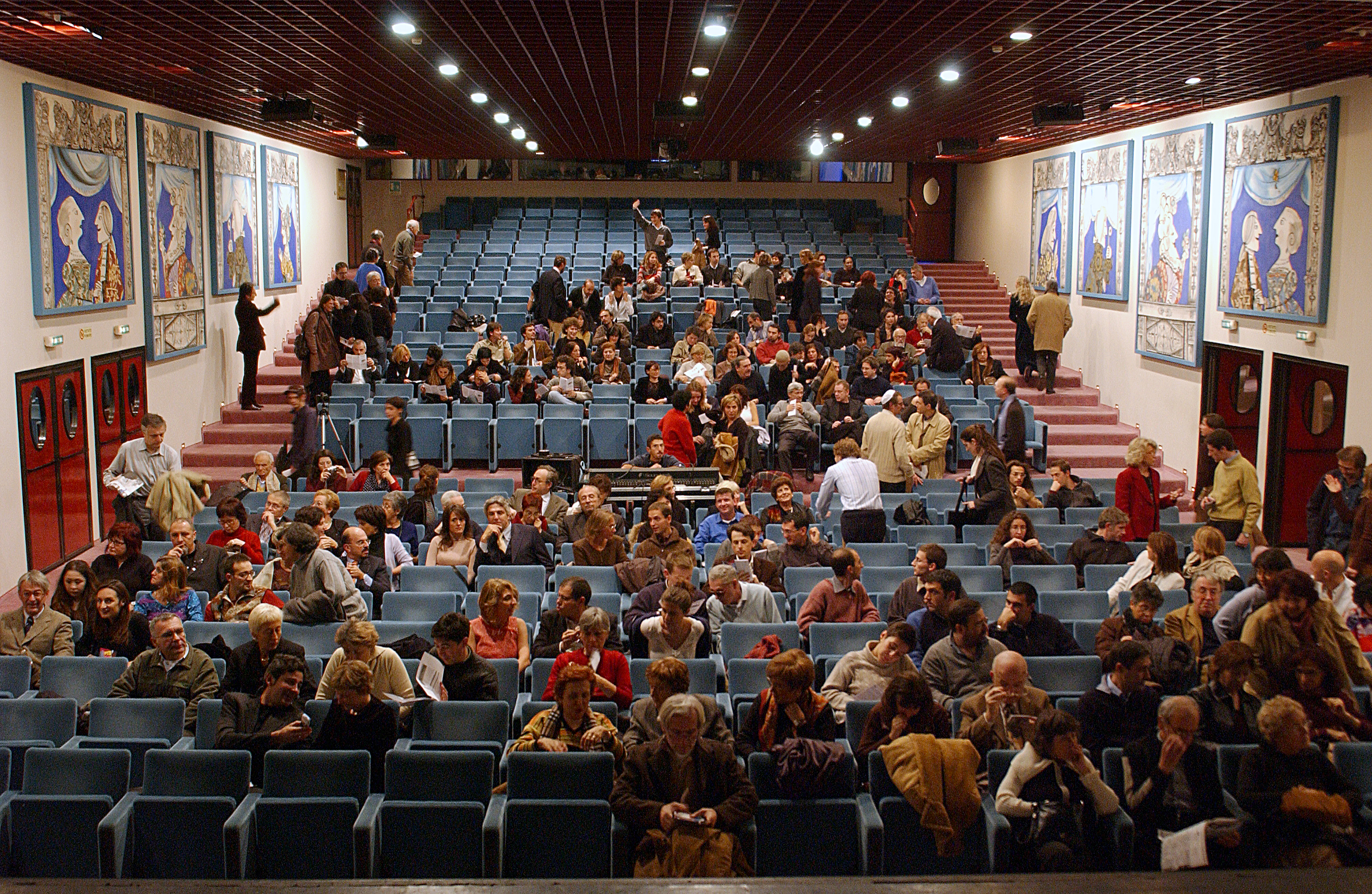 The auditorium of the Piccolo Regio, with a capacity of 380 seats